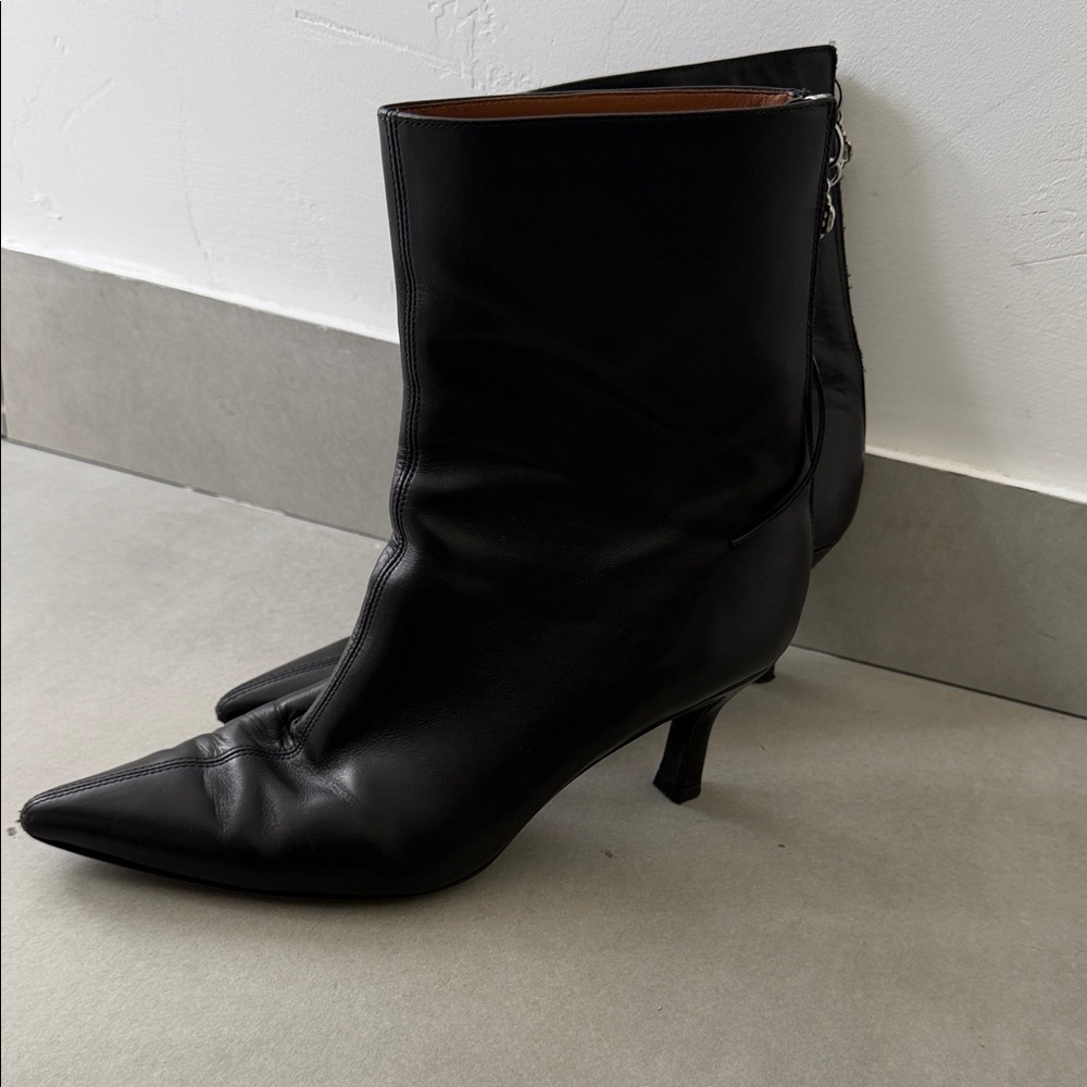 MAJE Black Leather Ankle Booties